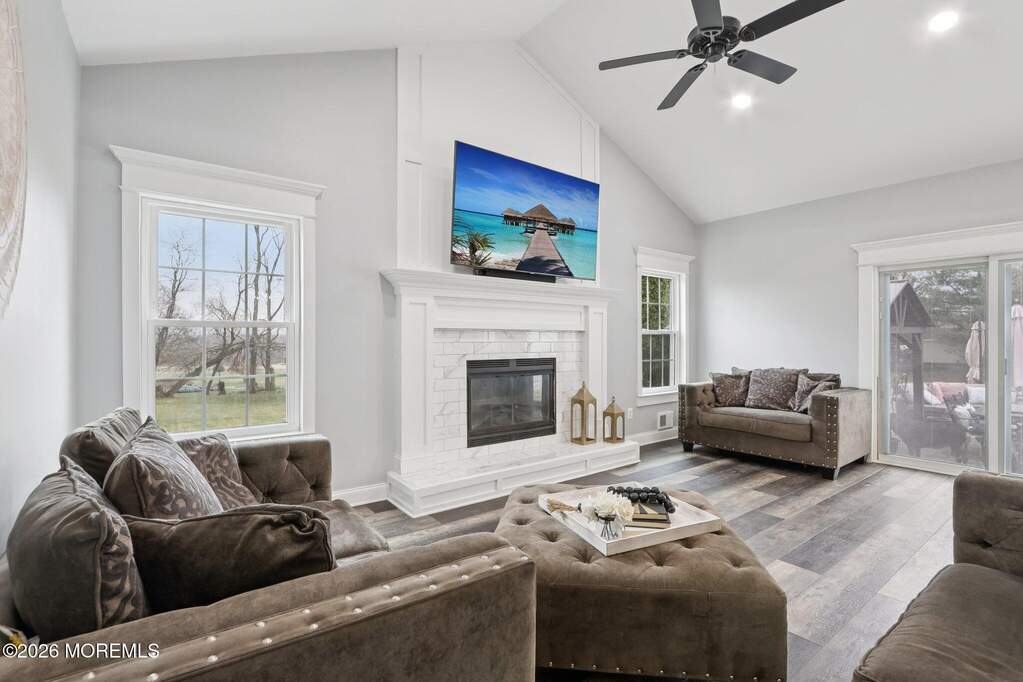 4 Bedroom Single Family Home/House's Image 23