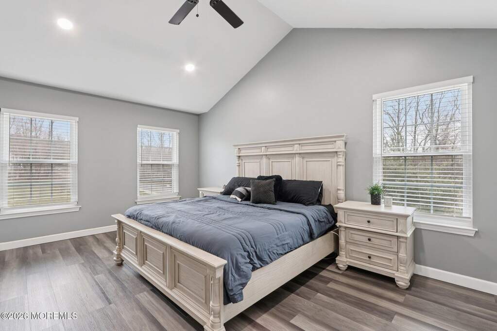 4 Bedroom Single Family Home/House's Image 28