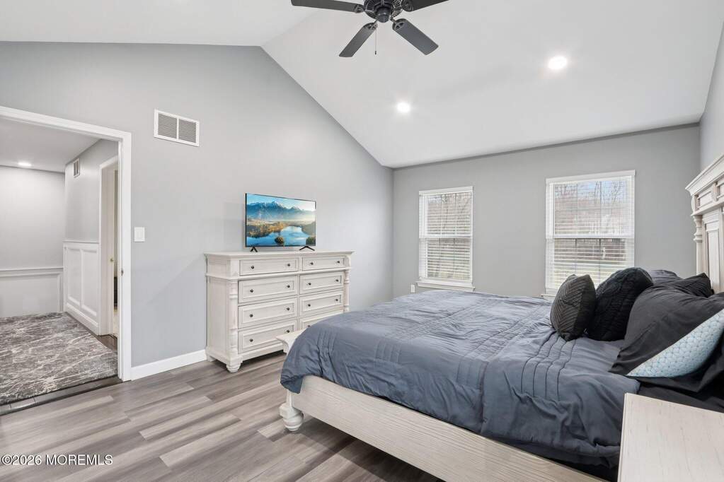 4 Bedroom Single Family Home/House's Image 30