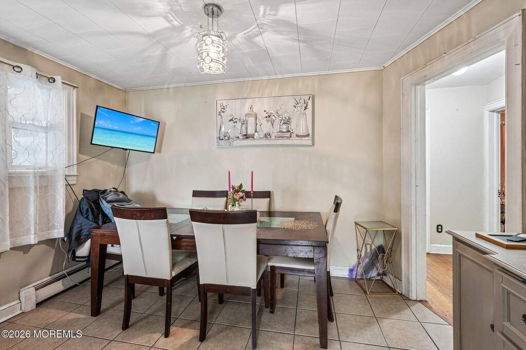 3 Bedroom Multi Unit's Image 12