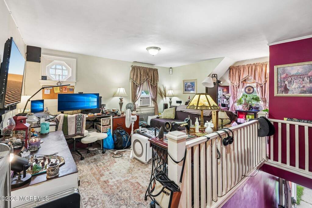 3 Bedroom Multi Unit's Image 24