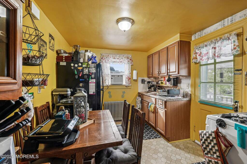 3 Bedroom Multi Unit's Image 27