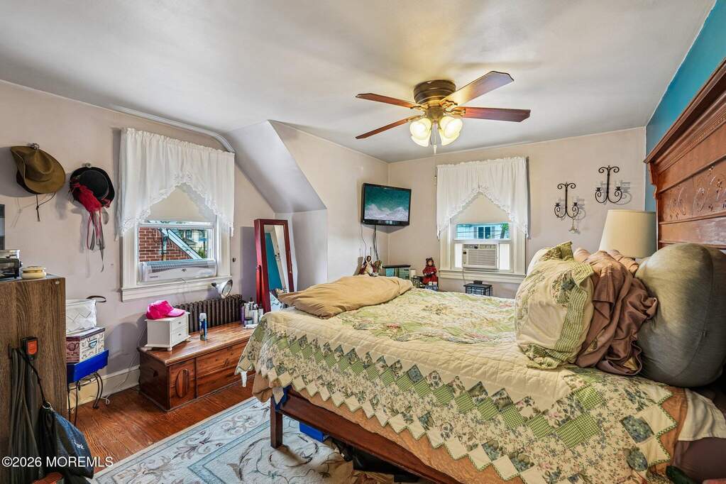 3 Bedroom Multi Unit's Image 32