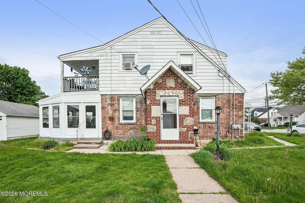 3 Bedroom Multi Unit's Image 3