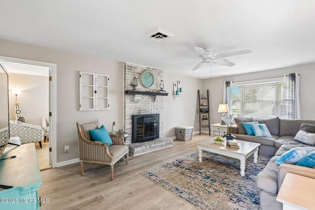 3 Bedroom Single Family Home/House's Image 18