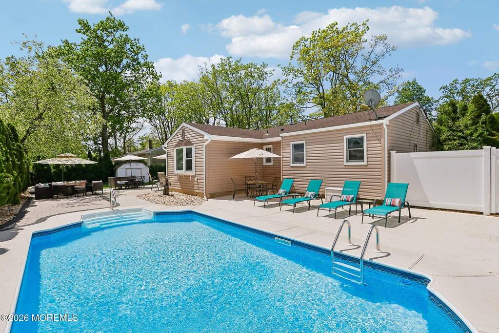 3 Bedroom Single Family Home/House's Image 30