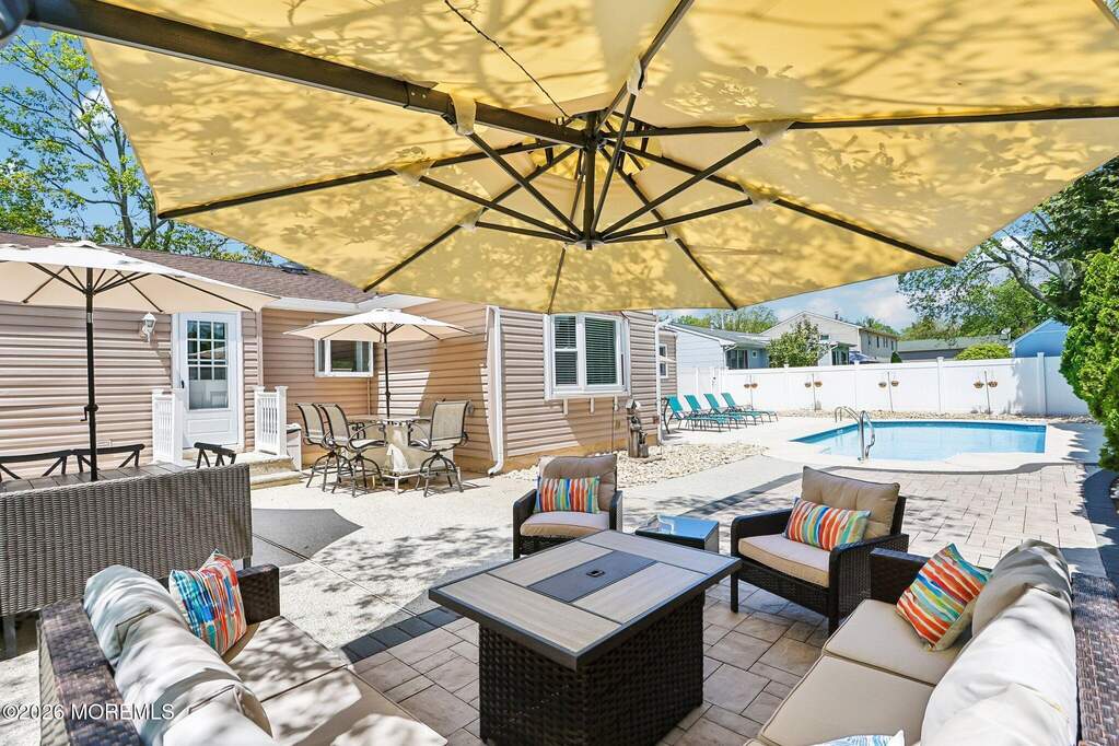 3 Bedroom Single Family Home/House's Image 31