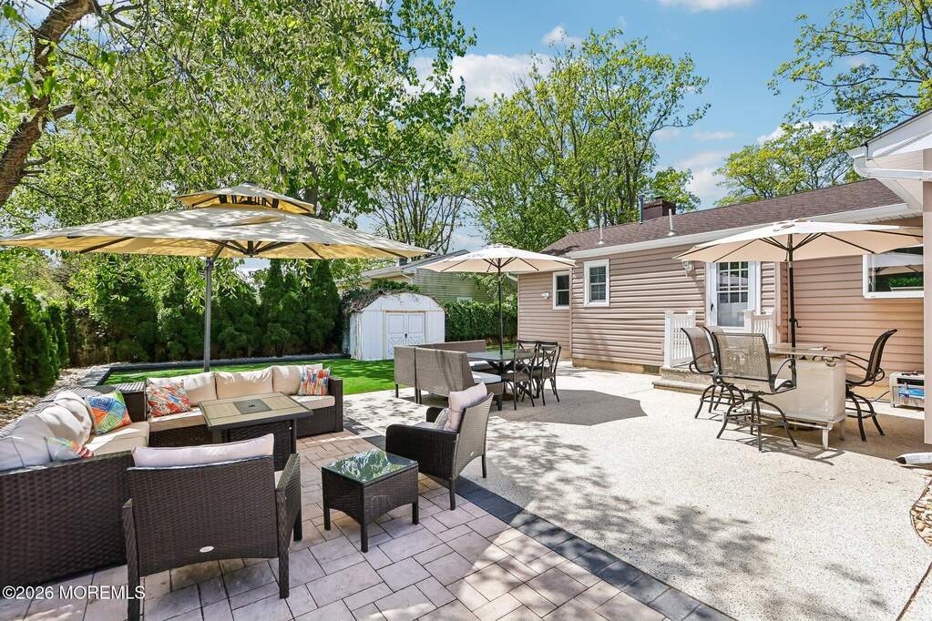 3 Bedroom Single Family Home/House's Image 34