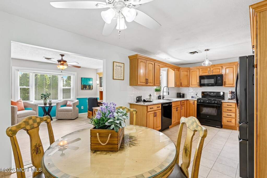 3 Bedroom Single Family Home/House's Image 6