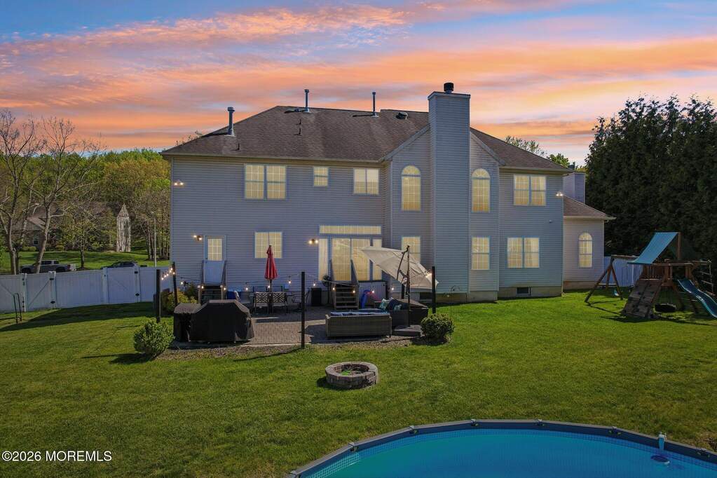5 Bedroom Single Family Home/House's Image 49