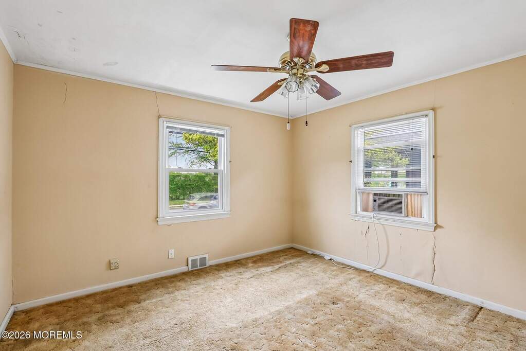 3 Bedroom Single Family Home/House's Image 14