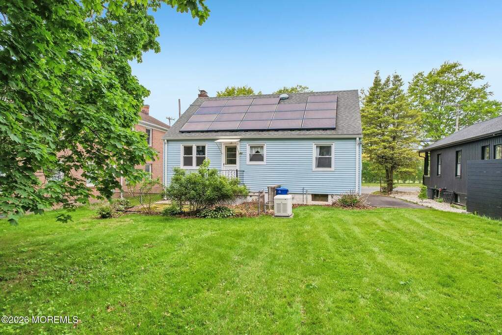 3 Bedroom Single Family Home/House's Image 21