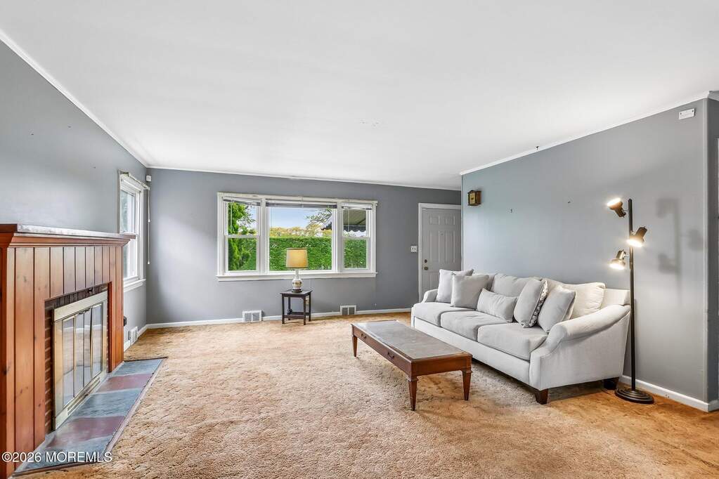 3 Bedroom Single Family Home/House's Image 5
