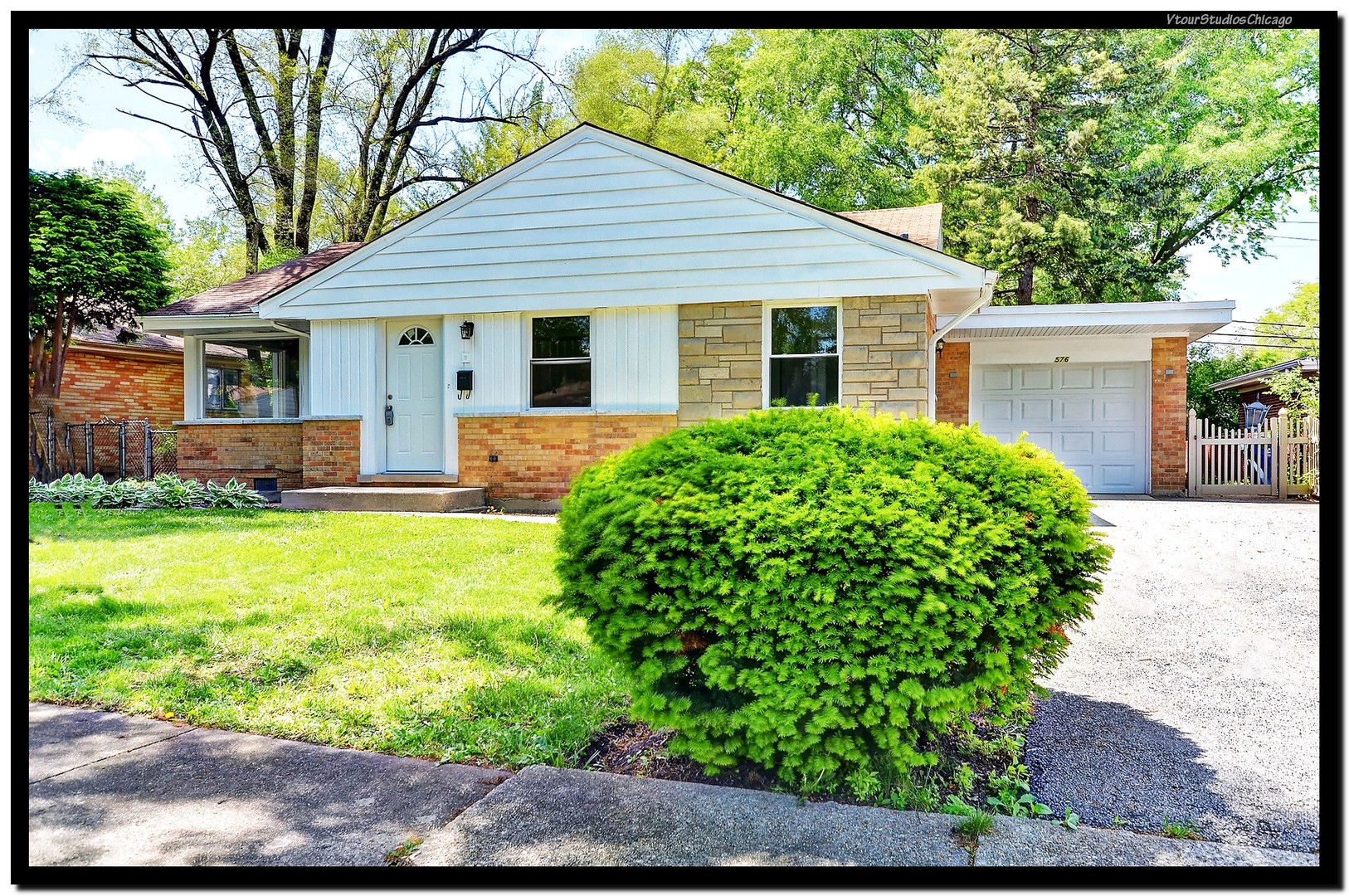 576 E Park Avenue, Elmhurst, IL 60126 MLS 9403787 properties