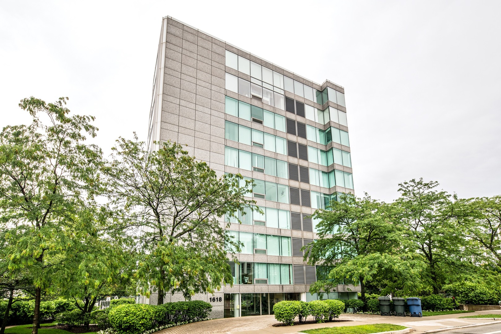 1618 Sheridan Road 5, Wilmette, IL 60091 MLS 9769285 properties