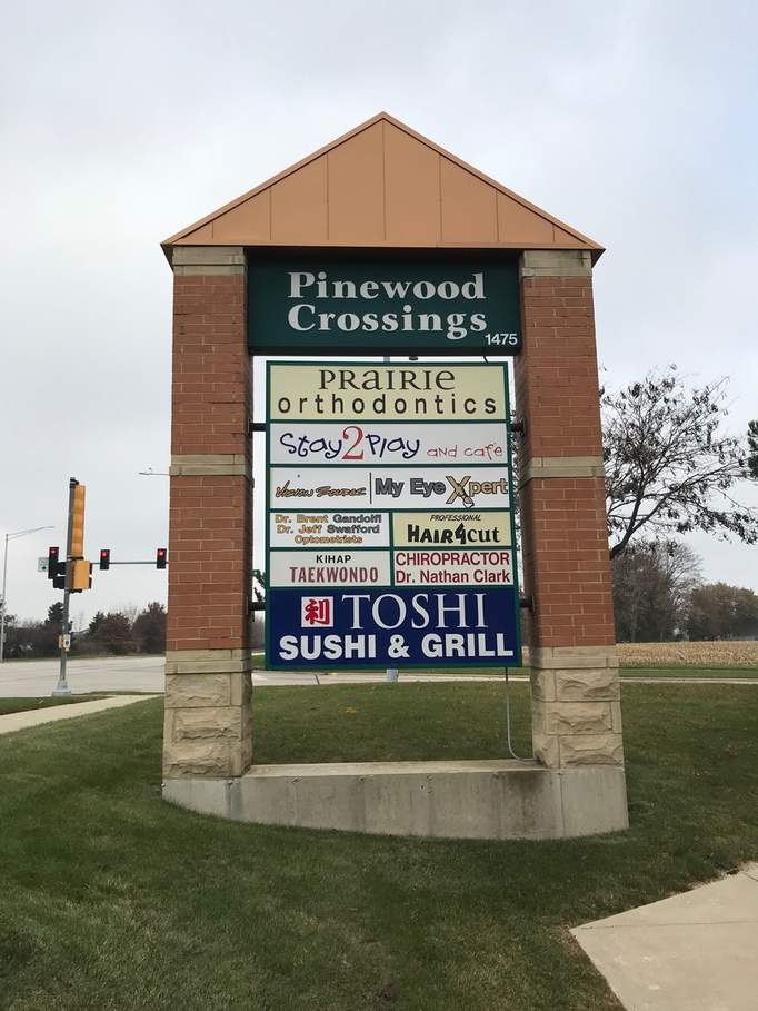 1475 N Dilleys Road, Gurnee, IL 60031 MLS 9838315 properties