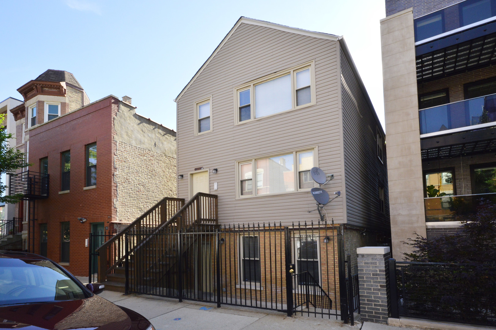 1223 N Cleaver Street 1, Chicago, IL 60642 MLS 10030774 properties Chicagoland