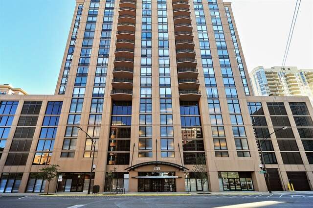 435 W Erie Street #P-209