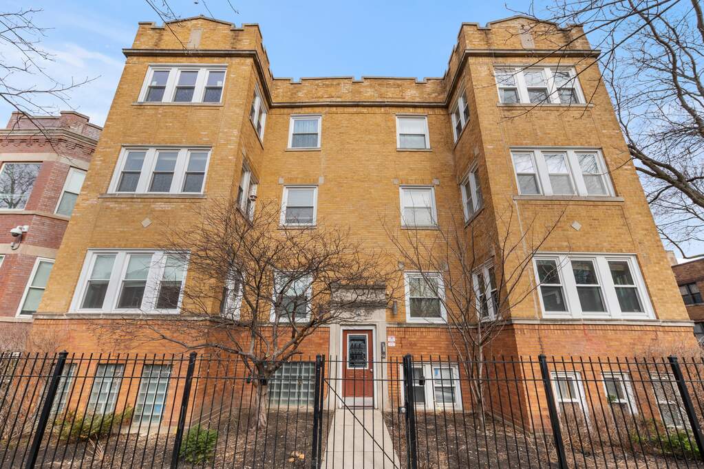 2342 N Hamlin Avenue, Chicago, IL 60647 | MLS# 11733922 | @properties  Chicagoland