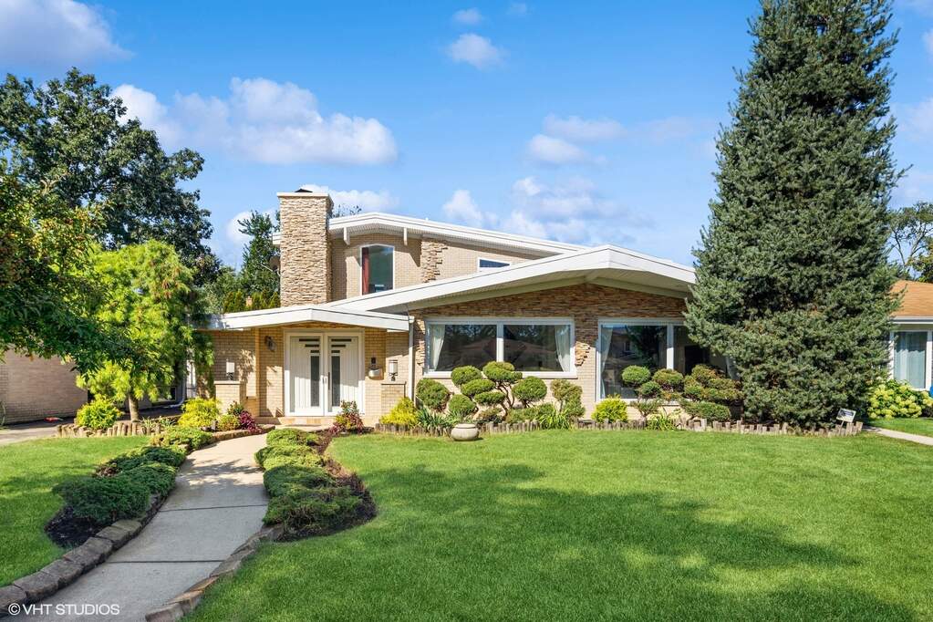 Skokie, IL Real Estate & Homes for Sale