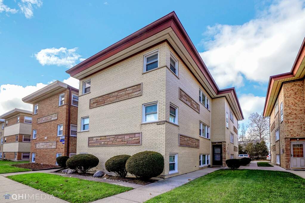 4920 N Harlem Avenue #1E