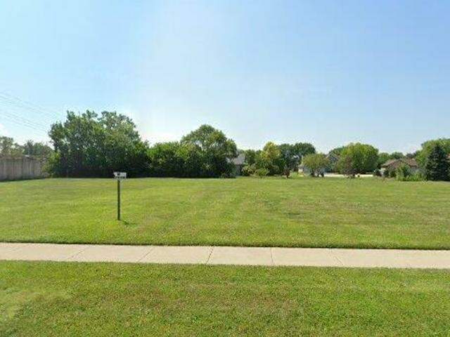 890 N Elmhurst Road photo