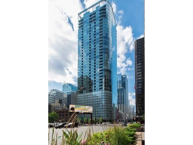 600 N Fairbanks Court #1704, Chicago, IL 60611