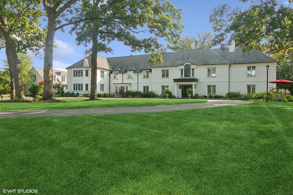 90 Hawley Woods Road, Barrington Hills, IL 60010
