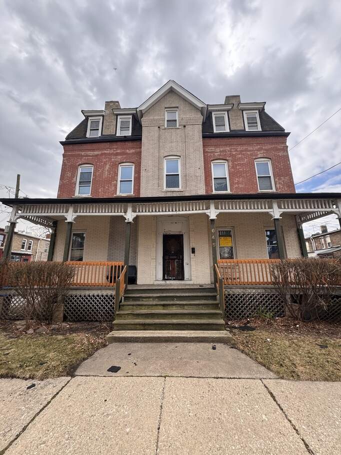 645 E 113th Street photo