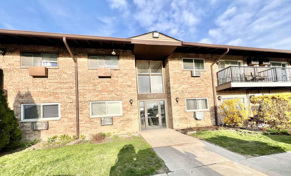 802 E Old Willow Road #116 photo