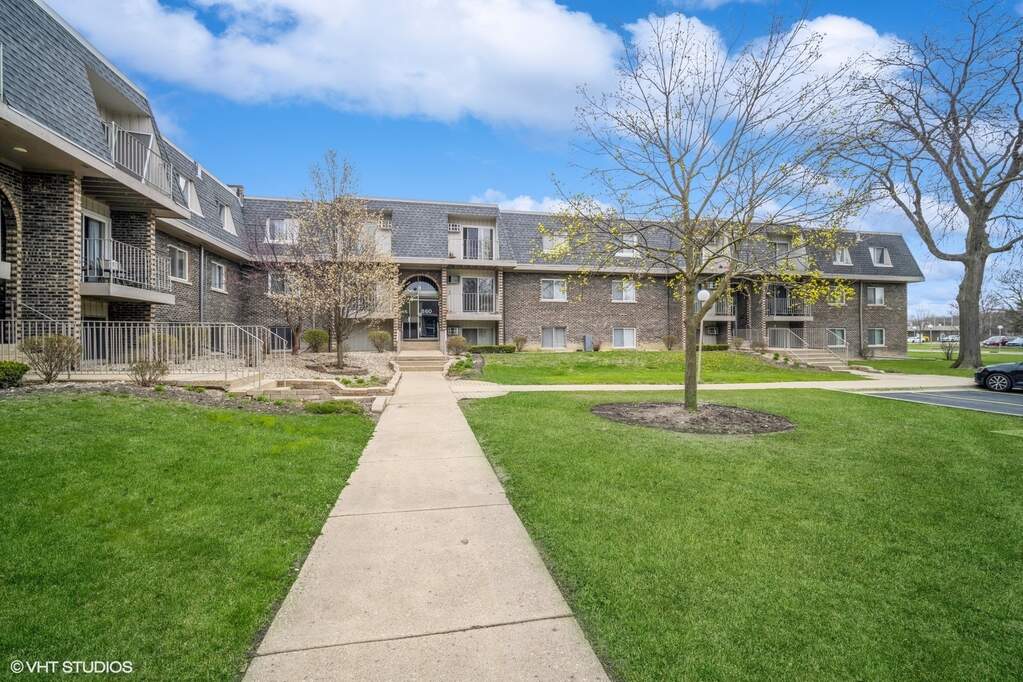 860 Winesap Court #308 photo