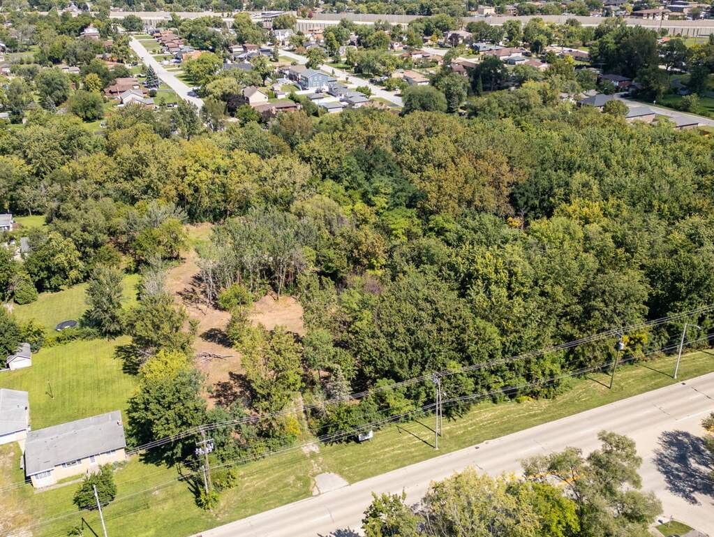 8400 W 87th Street photo