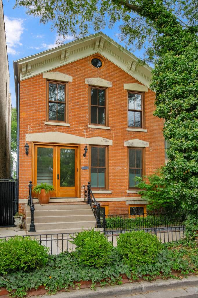 1714 N Sedgwick Street photo