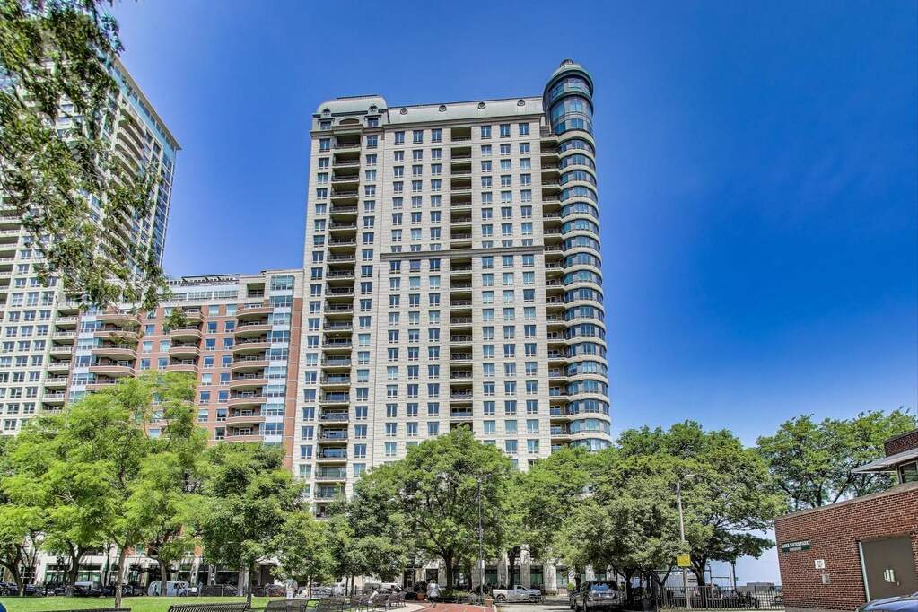 840 N Lake Shore Drive #2401 photo