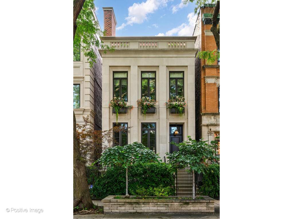 1720 N Mohawk Street photo