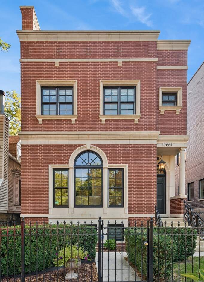 2661 N Dayton Street photo