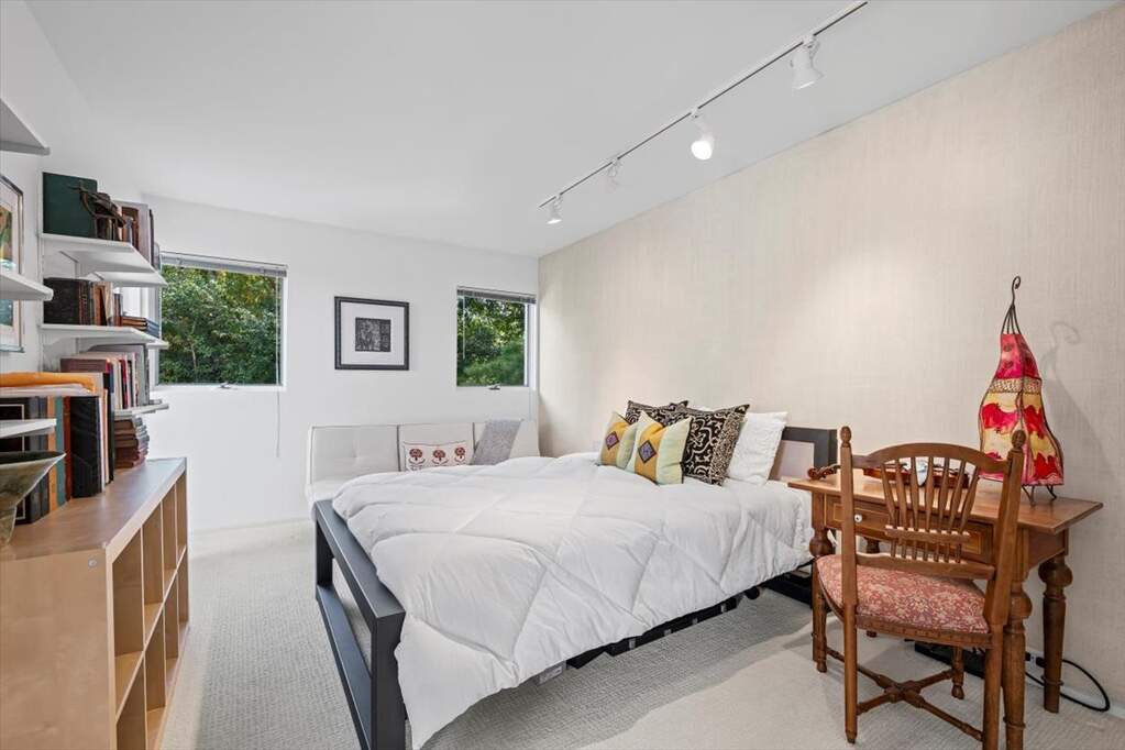 625 Sheridan Road, Highland Park, IL 60035