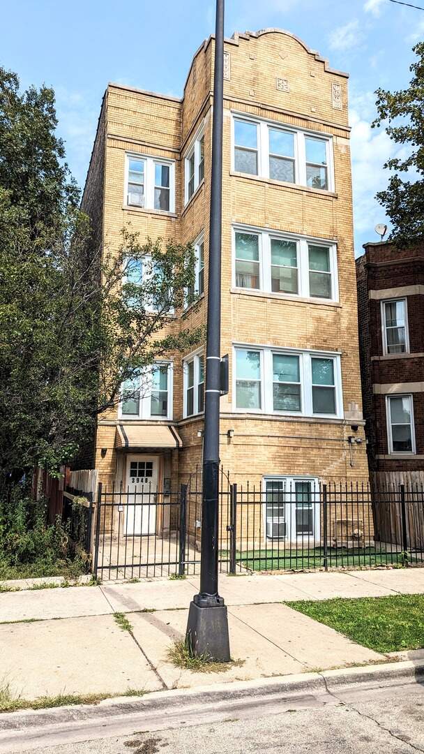 8-комн. house, Chicago