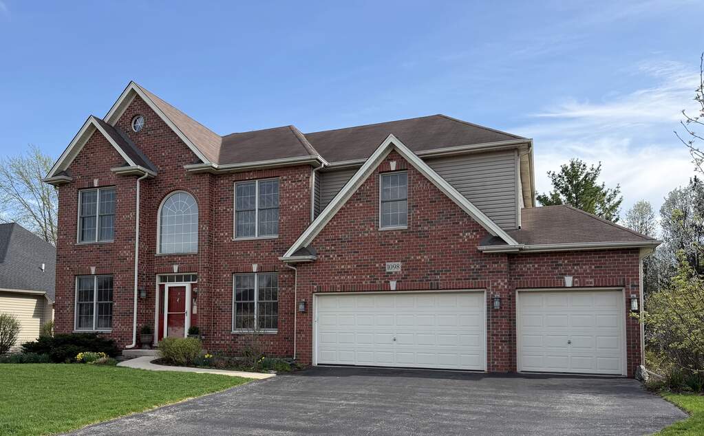 1098 Cleveland Avenue