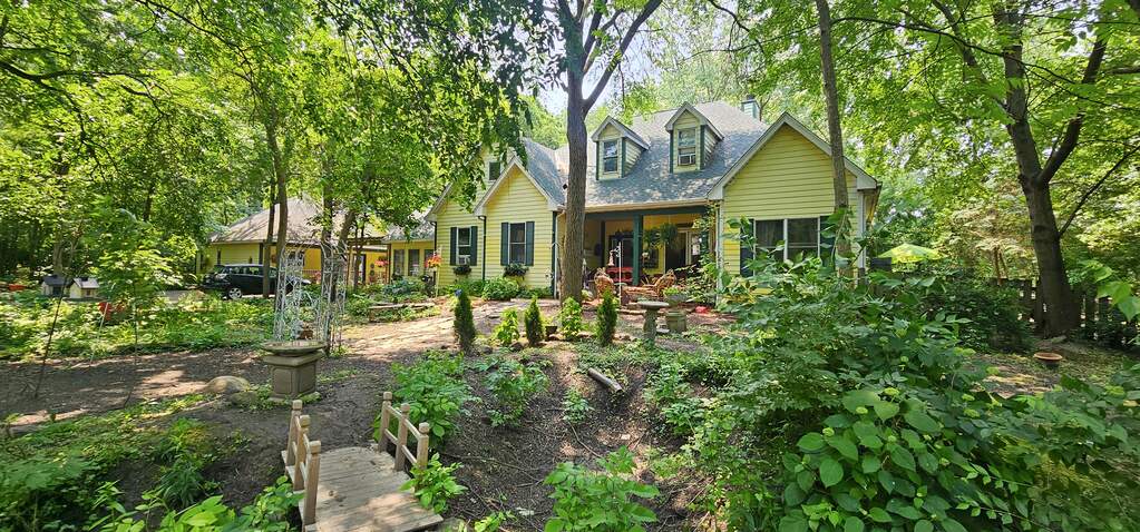 2S720 Nelson Lake Road