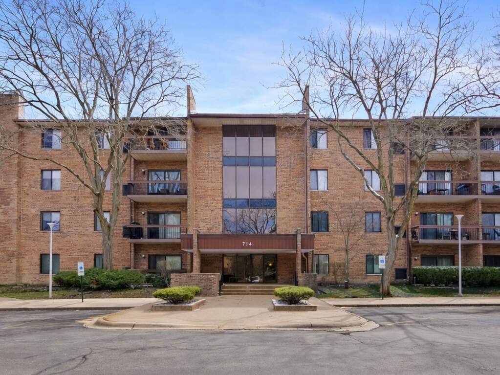 714 Walnut Drive #405