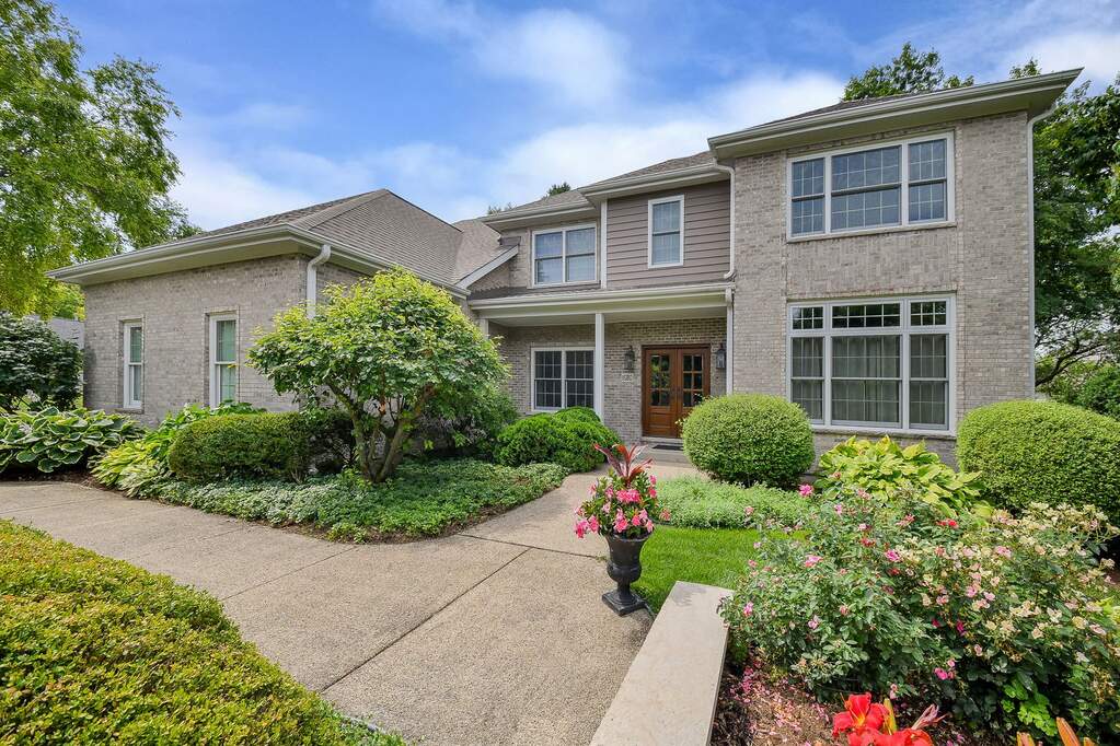 1580 Turnberry Court