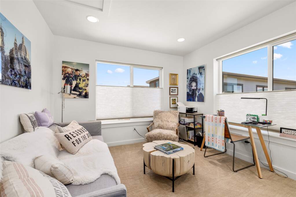 2 Bedroom Villa/Townhouse's Image 18