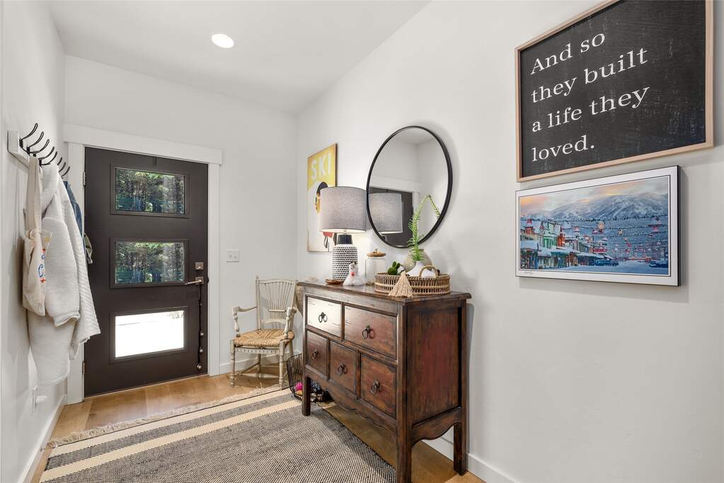 2 Bedroom Villa/Townhouse's Image 21
