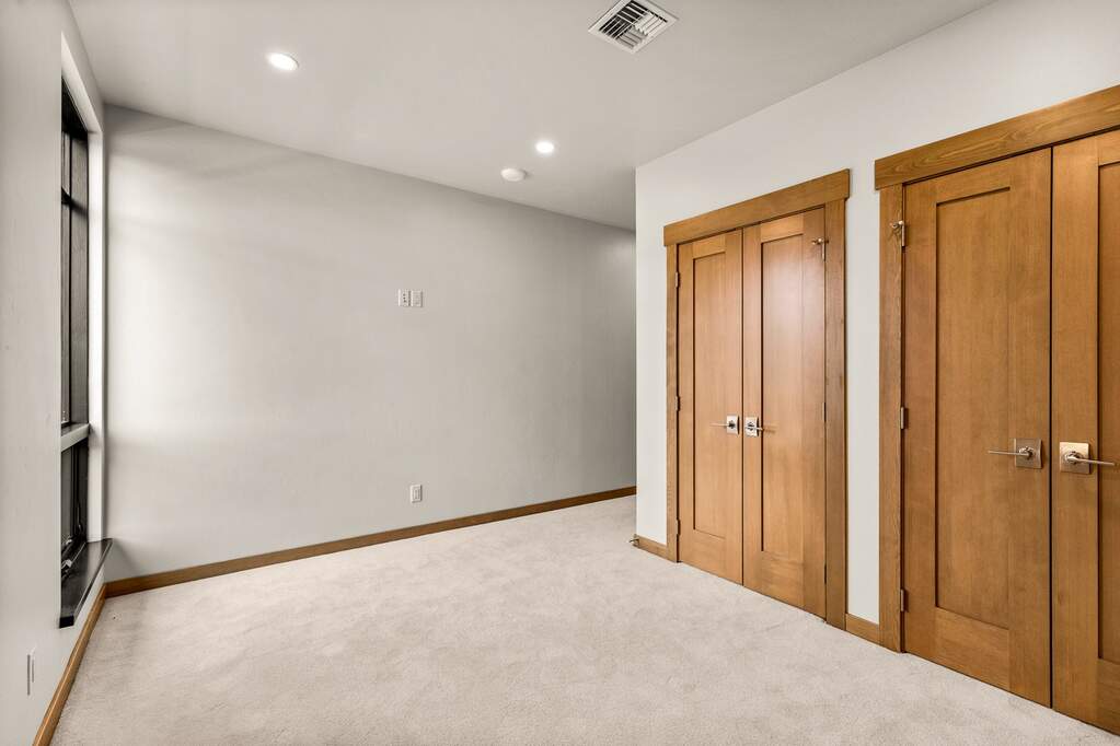2 Bedroom Apartment/Flat's Image 7