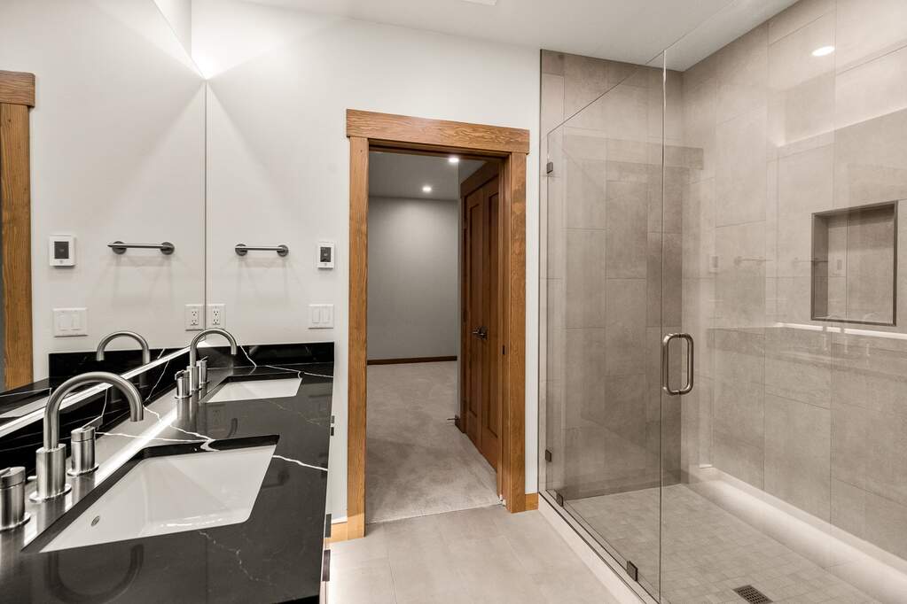 2 Bedroom Apartment/Flat's Image 6