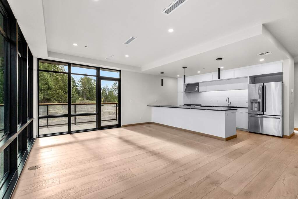 2 Bedroom Apartment/Flat's Image 3