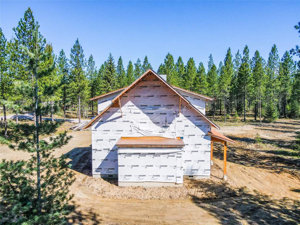 4 Bedroom Single Family Home/House's Image 11