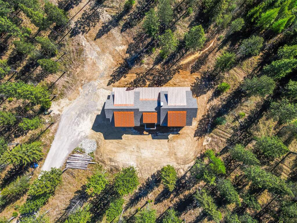 4 Bedroom Single Family Home/House's Image 17