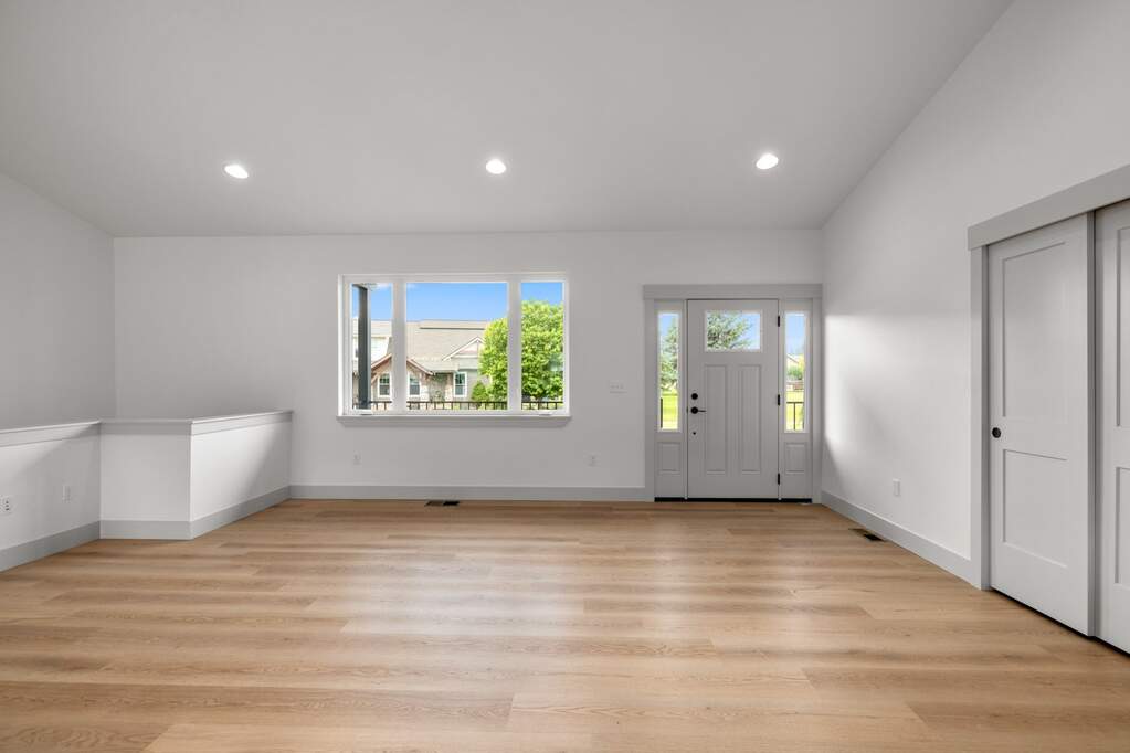 4 Bedroom Single Family Home/House's Image 12